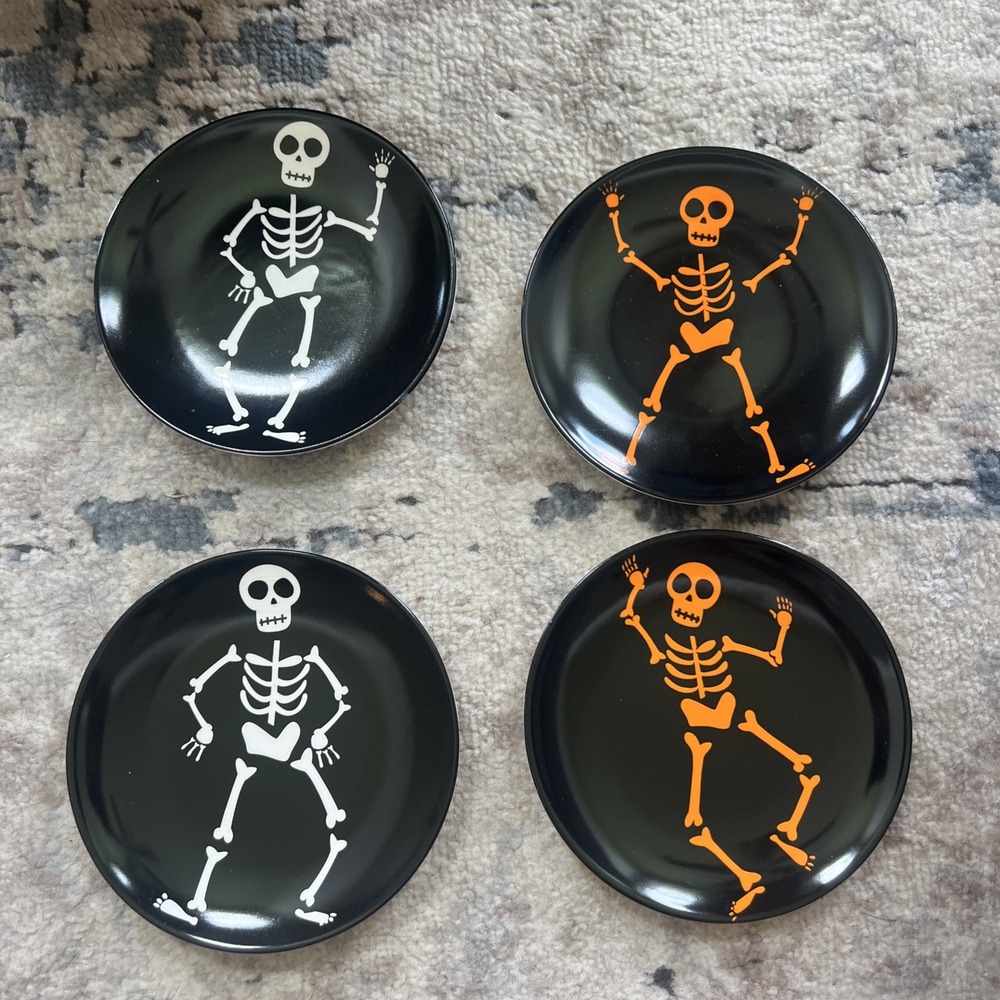 Pier 1 Set of Four Halloween Skeleton Appetizer Plates 6 Inch